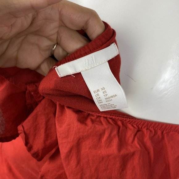 H&M Women's blouse Ruffle Off The Shoulder Fiesta - Picture 3 of 4